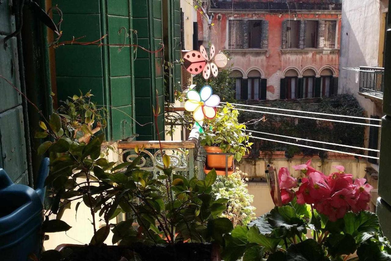 Laura Apartment Venesia Bagian luar foto