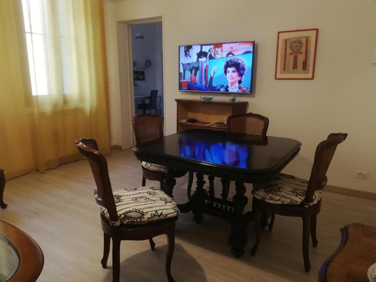 Laura Apartment Venesia Bagian luar foto